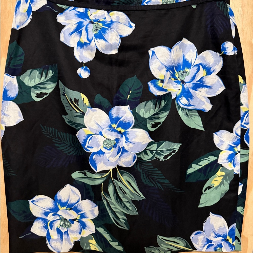 Floral Print Pencil Skirt